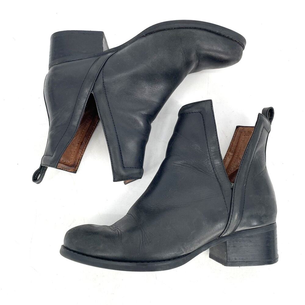 Jeffrey Campbell Oriley Booties Black Leather Pull On Ankle Boots Womens 6 - Picture 8 of 11